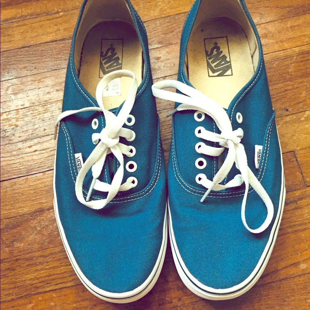 Vans low top Classics men’s navy blue size 10.5